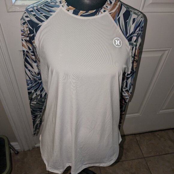 Hurley Ladies Long Sleeve Rashguard, White Womens XXL - Picture 1 of 4